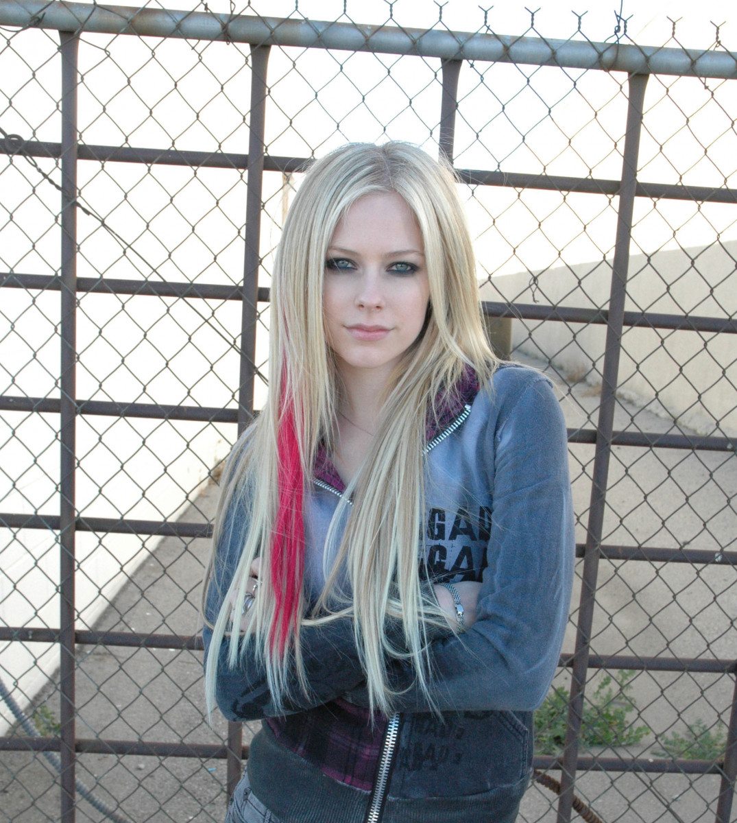 Avril Lavigne: pic #140946