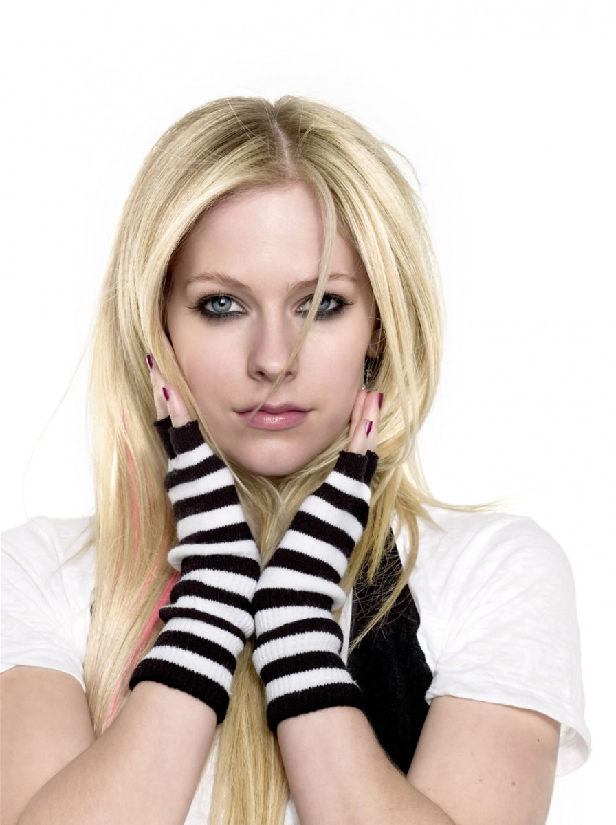 Avril Lavigne: pic #140928