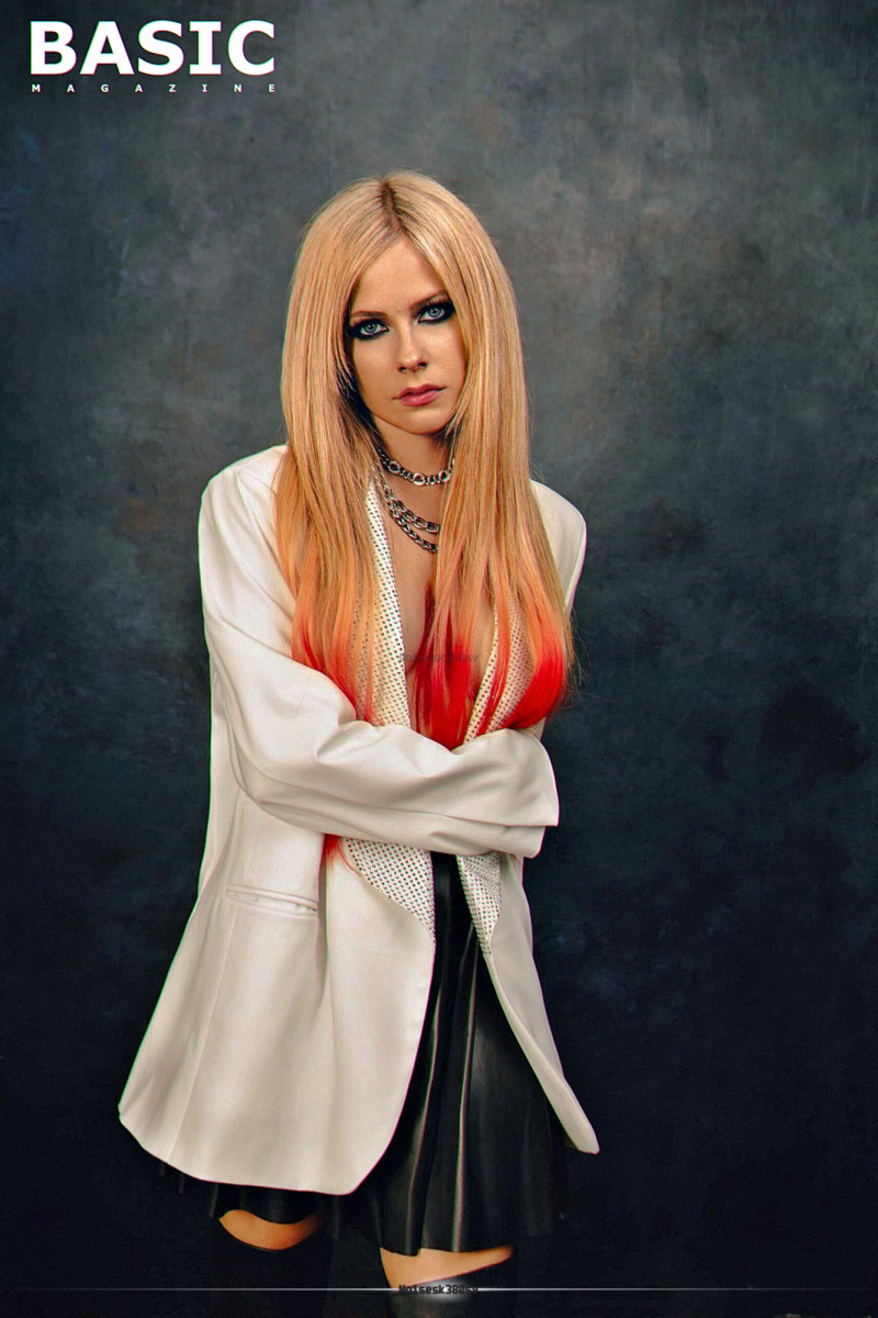 Avril Lavigne: pic #1302172