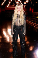 photo 9 in Avril Lavigne gallery [id1338717] 2023-12-14