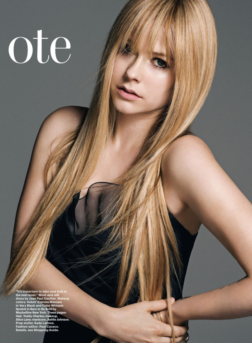 Avril Lavigne: pic #658424