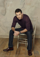 Barry Sloane  photo #