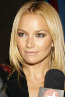 Becki Newton photo #