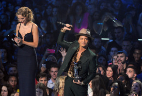 Bruno Mars photo #