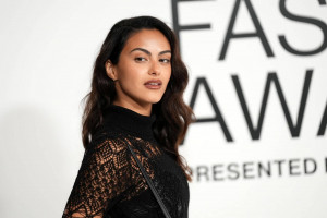 photo 3 in Camila Mendes gallery [id1338319] 2023-12-09