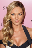 photo 16 in Candice Swanepoel gallery [id328686] 2011-01-18