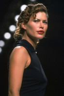 Carre Otis pic #1320812