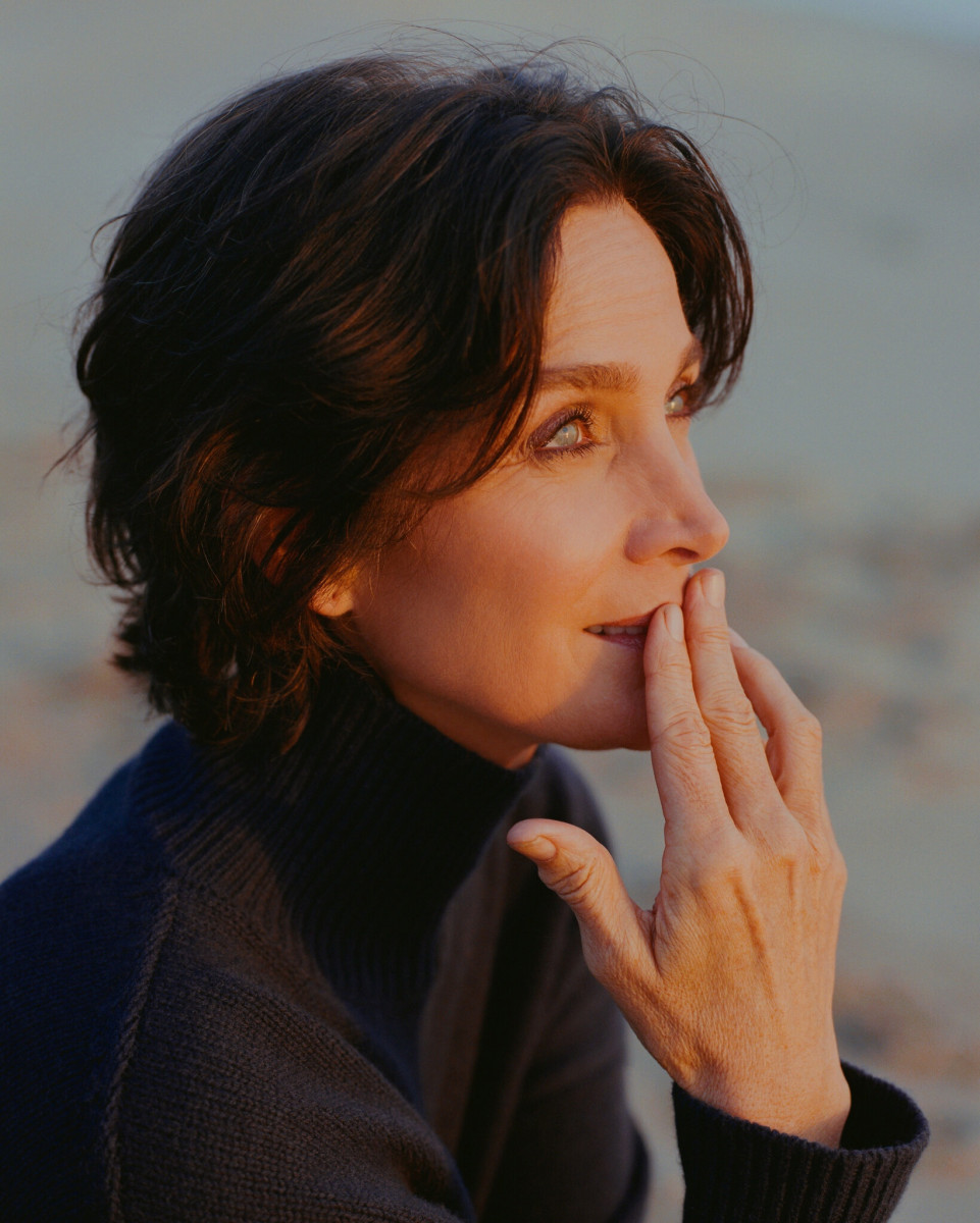 Carrie Anne Moss: pic #1291041