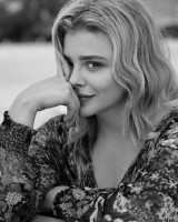 photo 9 in Moretz gallery [id1058888] 2018-08-17