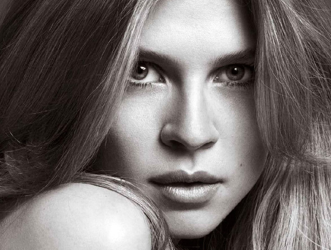 Clemence Poesy: pic #205863