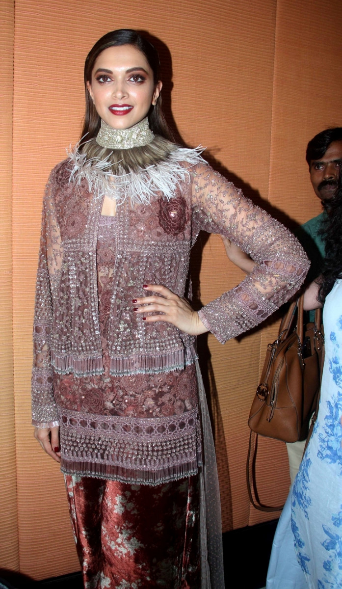 Deepika Padukone: pic #894749