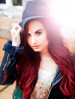 Demi Lovato photo #