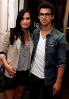 photo 6 in Lovato gallery [id317948] 2010-12-23