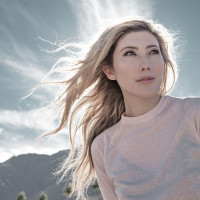 Dichen Lachman photo #