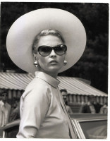 Faye Dunaway photo #