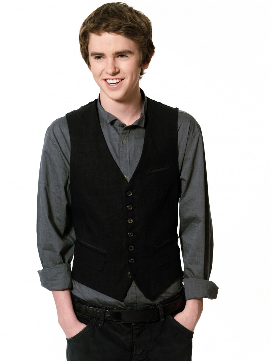 Freddie Highmore: pic #470547