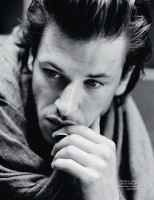 Gaspard Ulliel photo #