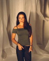 photo 9 in Holly Marie Combs gallery [id49305] 0000-00-00