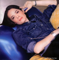 photo 18 in Holly Marie Combs gallery [id30083] 0000-00-00
