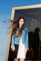 Jasmine Thompson pic #902534