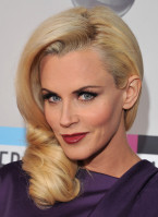 photo 19 in Jenny McCarthy gallery [id423241] 2011-11-28