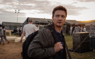 Jeremy Renner photo #