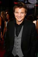 photo 10 in Jeremy Renner gallery [id332952] 2011-01-25