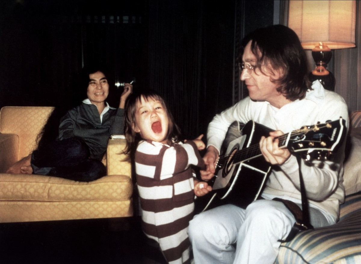 John Lennon: pic #364198