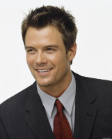 Josh Duhamel photo #