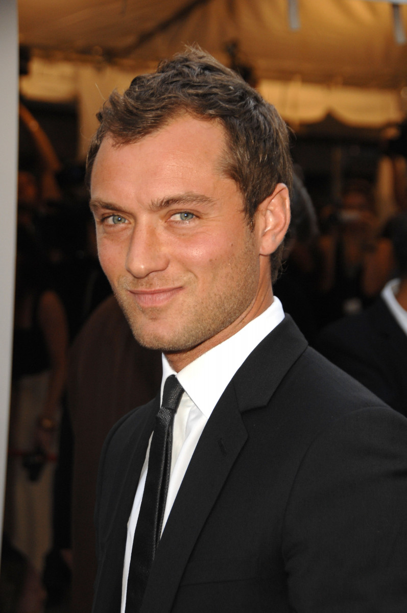 Jude Law: pic #427540