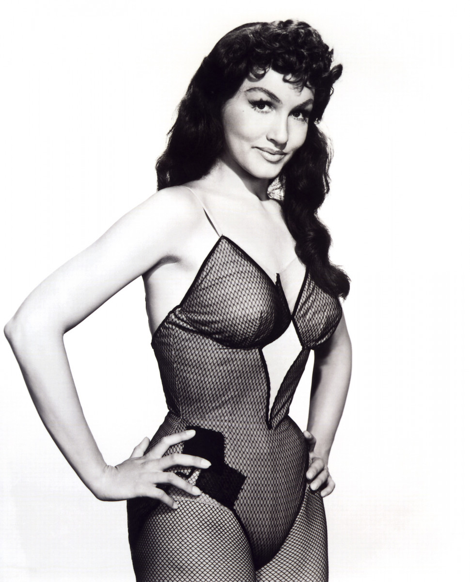 Julie Newmar: pic #281912