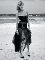 Karlie Kloss photo #