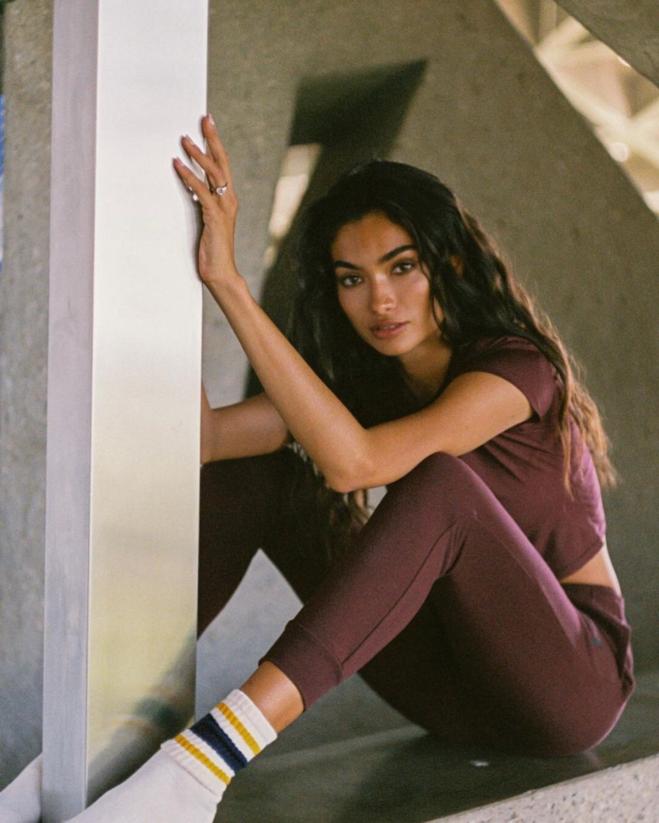 Kelly Gale: pic #1324567