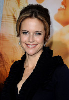 Kelly Preston photo #