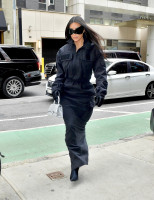photo 4 in Kim Kardashian gallery [id1278753] 2021-11-07