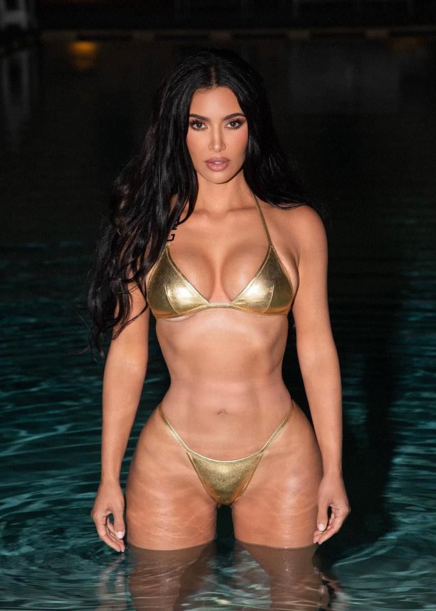Kim Kardashian: pic #1339373