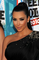 Kim Kardashian pic #431812