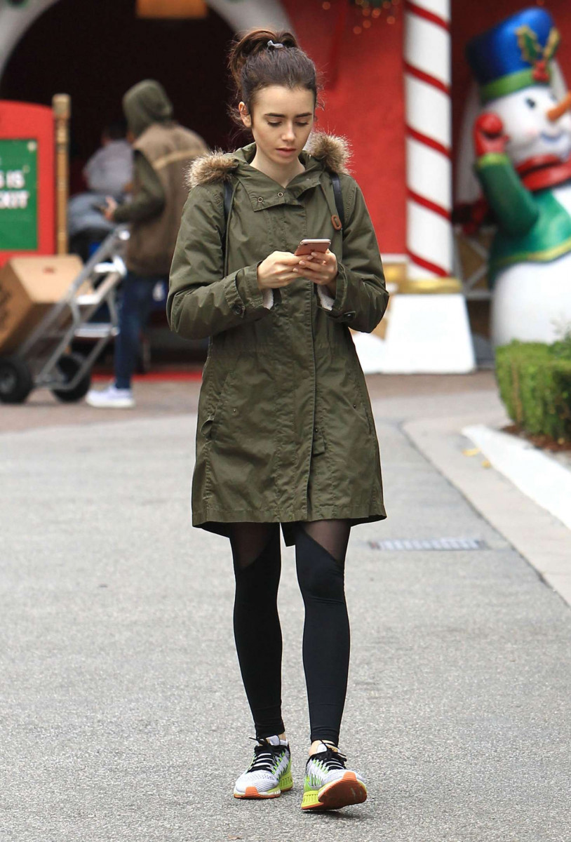 Lily Collins: pic #897103