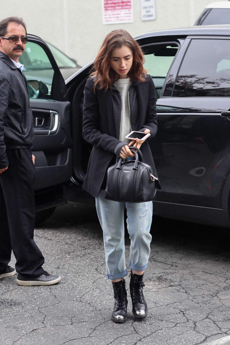 Lily Collins: pic #911298