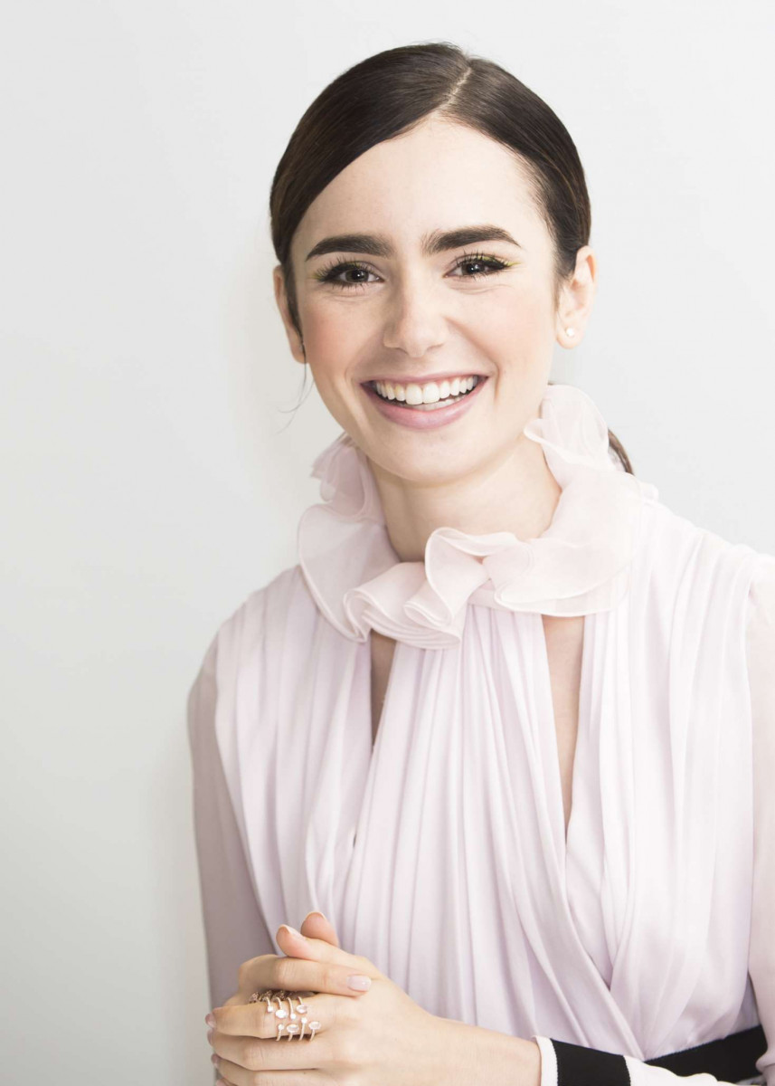 Lily Collins: pic #884276