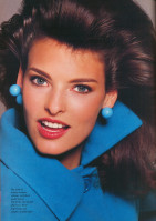 Linda Evangelista photo #