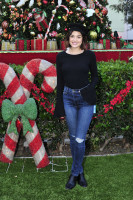 Lucy Hale pic #990149