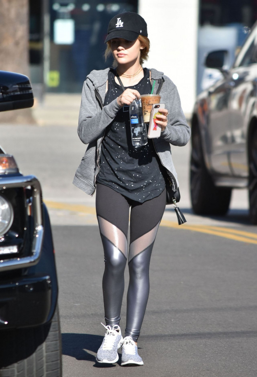 Lucy Hale: pic #897510
