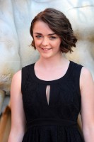photo 5 in Maisie Williams gallery [id710159] 2014-06-20