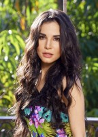 Martha Higareda photo #