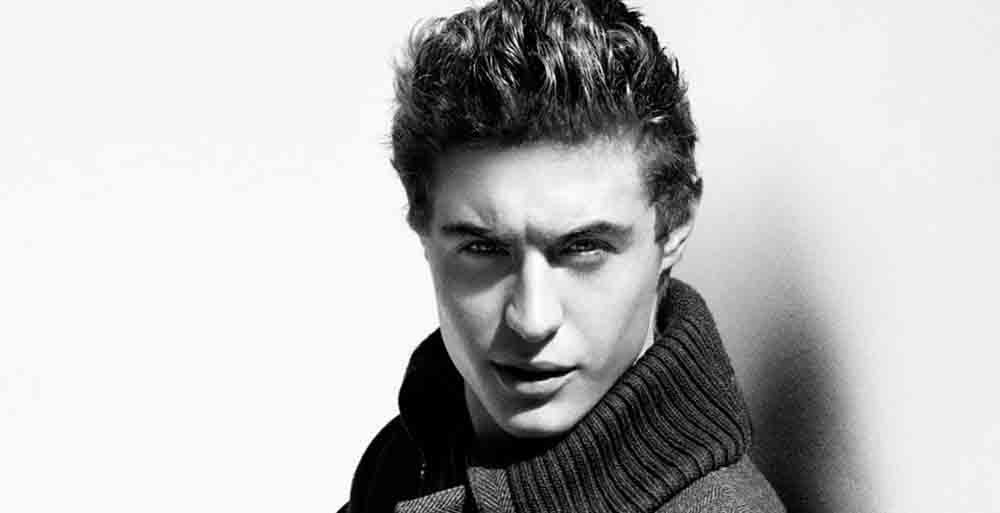 Max Irons: pic #680526