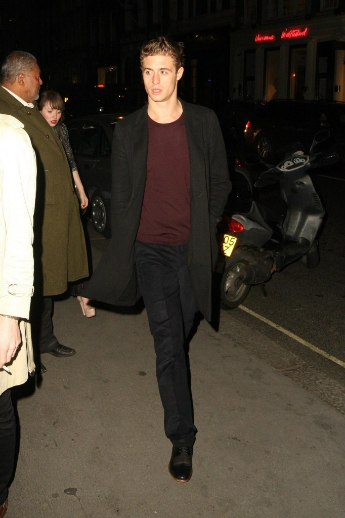 Max Irons: pic #679274