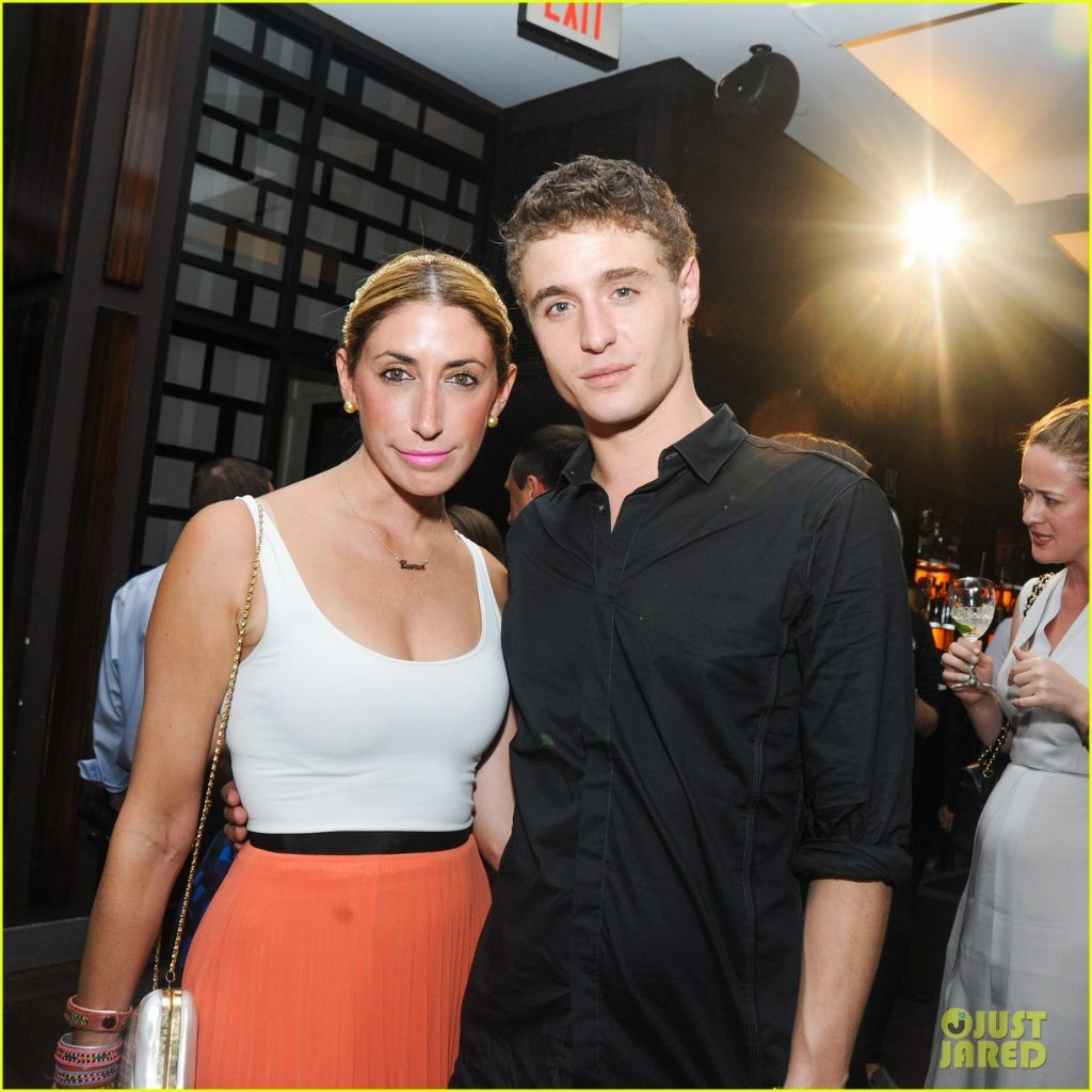 Max Irons: pic #678146