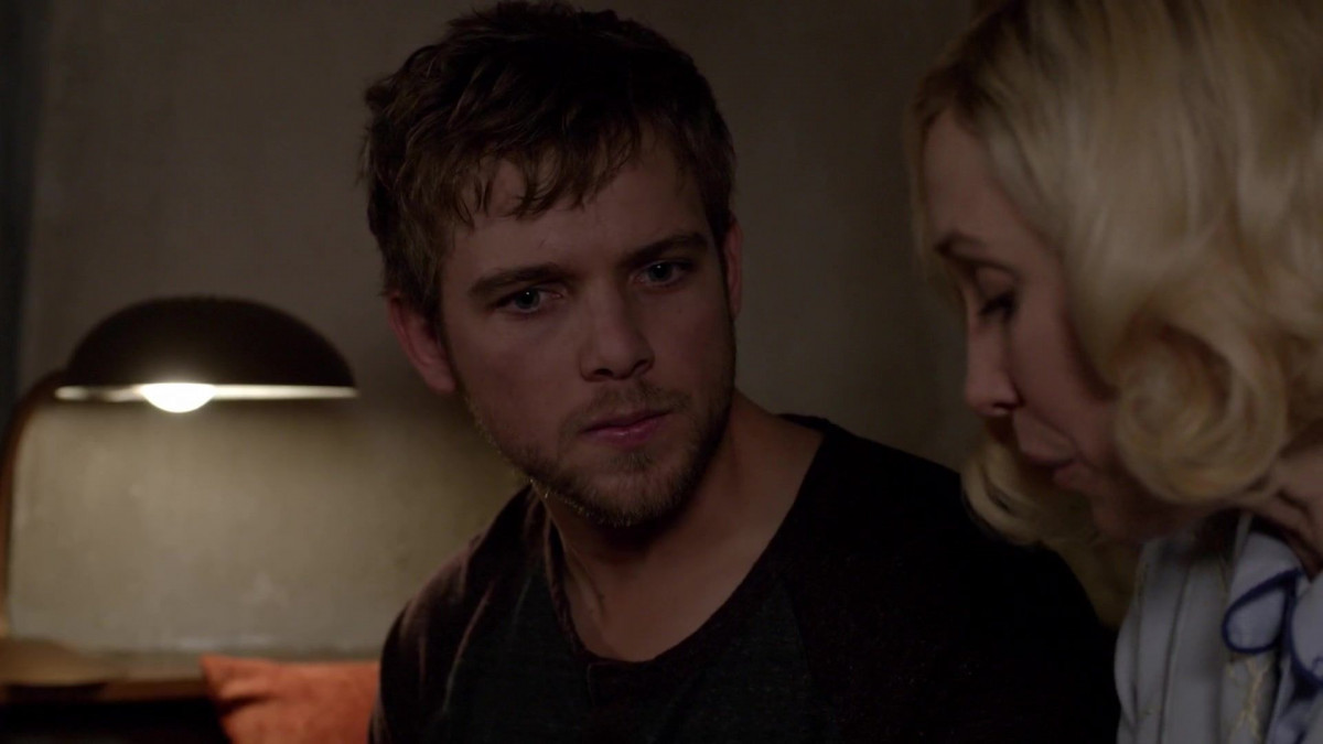 Max Thieriot: pic #1283325