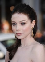 Michelle Trachtenberg photo #